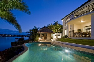 Luxury Fireplace Pool & Spa